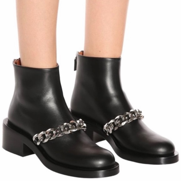 Givenchy chain strap ankle boot - Picture 2 of 16